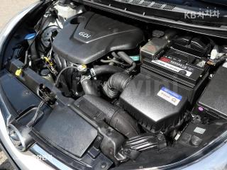 2016 HYUNDAI  AVANTE ELANTRA 1.6 GDI SMART BASIC - 19