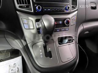 2017 HYUNDAI GRAND STAREX H-1 5 SEATS VAN MORDERN - 13