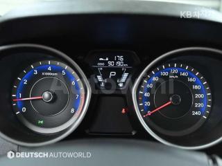 2013 HYUNDAI AVANTE MD ELANTRA M16 GDI SMART - 8