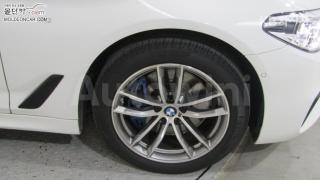 2017 BMW  5SERIES G30  530I XDRIVE M SPORT - 8