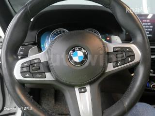 2018 BMW  5SERIES G30  520D XDRIVE M SPORT PACKAGE PLUS - 8