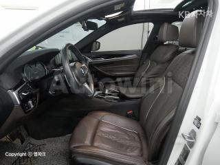 2018 BMW  5SERIES G30  520D XDRIVE M SPORT PACKAGE PLUS - 10