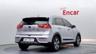 2018 KIA NIRO 1.6 PRESTIGE - 3