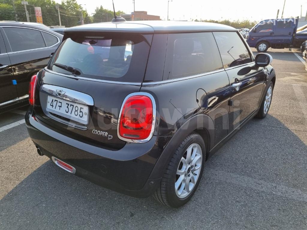 WMWXN3104G3B43445 2016 MINI COOPER 3DOORS D 1.5 HIGH트림-1