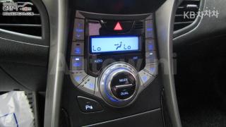 2014 HYUNDAI AVANTE MD ELANTRA M16 GDI PREMIUM - 14