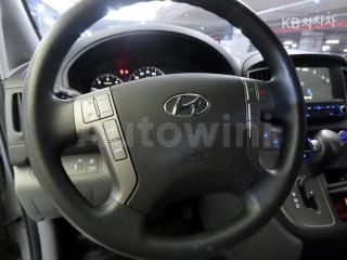 2018 HYUNDAI GRAND STAREX H-1 12 SEATS - 8