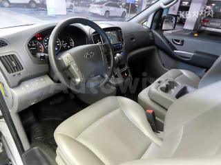 2018 HYUNDAI GRAND STAREX H-1 12 SEATS - 10