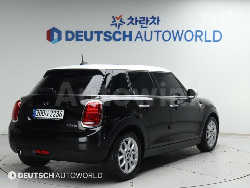 2021 MINI COOPER 5DOORS 1.5 HIGH트림 - 20