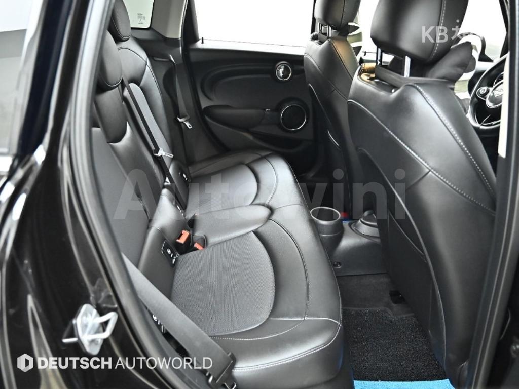 2021 MINI COOPER 5DOORS 1.5 HIGH트림 - 12