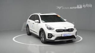 KNACC81CGLA288408 2020 KIA  NIRO 1.6 HEV NOBLESSE-1