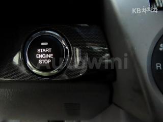 2014 SSANGYONG KORANDO TURISMO 4WD GT 11 SEATS - 12