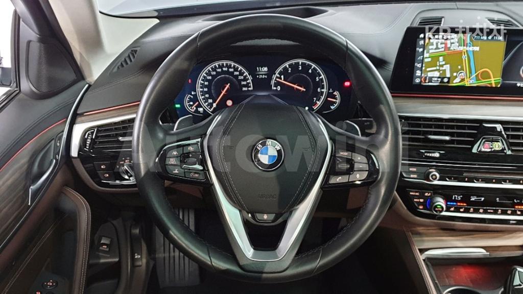 2018 BMW  5SERIES G30  530I XDRIVE LUXURY PLUS - 10
