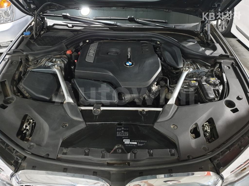 2018 BMW  5SERIES G30  530I XDRIVE LUXURY PLUS - 19