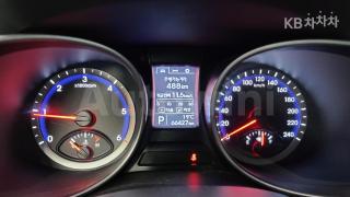 KMHSN81XBEU060700 2014 HYUNDAI MAXCRUZ DIESEL(E-VGT)2.2 2WD EXCLUSIVE 5 SEATS BASIC-4