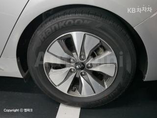 2018 KIA K5 HYBRID 2ND GEN OPTIMA 2.0 NOBLESSE - 18