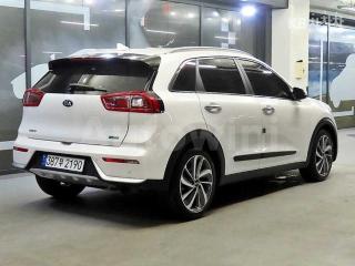2018 KIA NIRO 1.6 NOBLESSE - 4