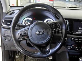 2018 KIA NIRO 1.6 NOBLESSE - 8