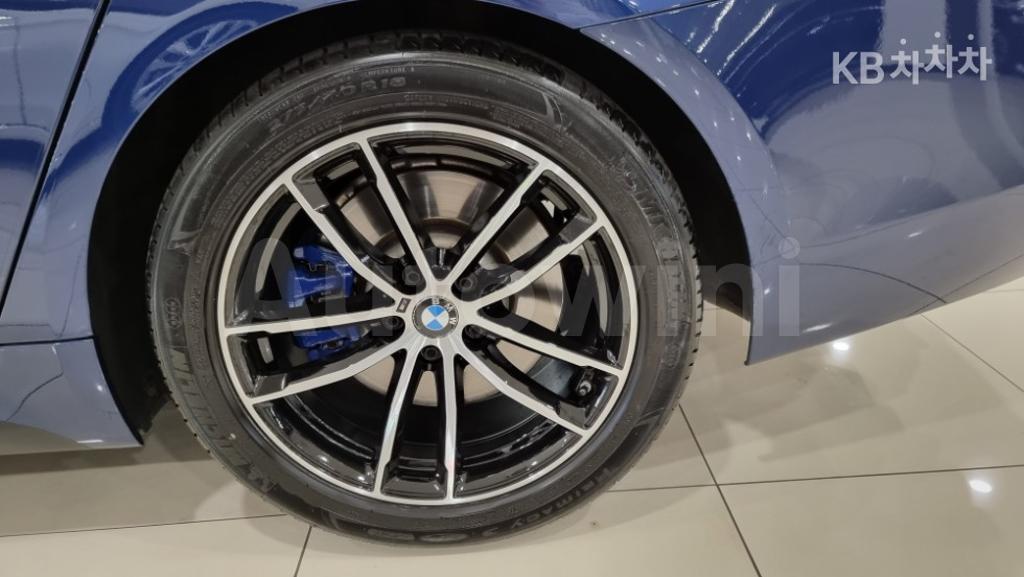 2017 BMW  5SERIES G30  530I XDRIVE M SPORT PLUS - 16