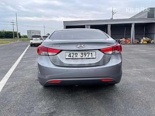 2013 HYUNDAI AVANTE MD ELANTRA M16 GDI SMART - 7