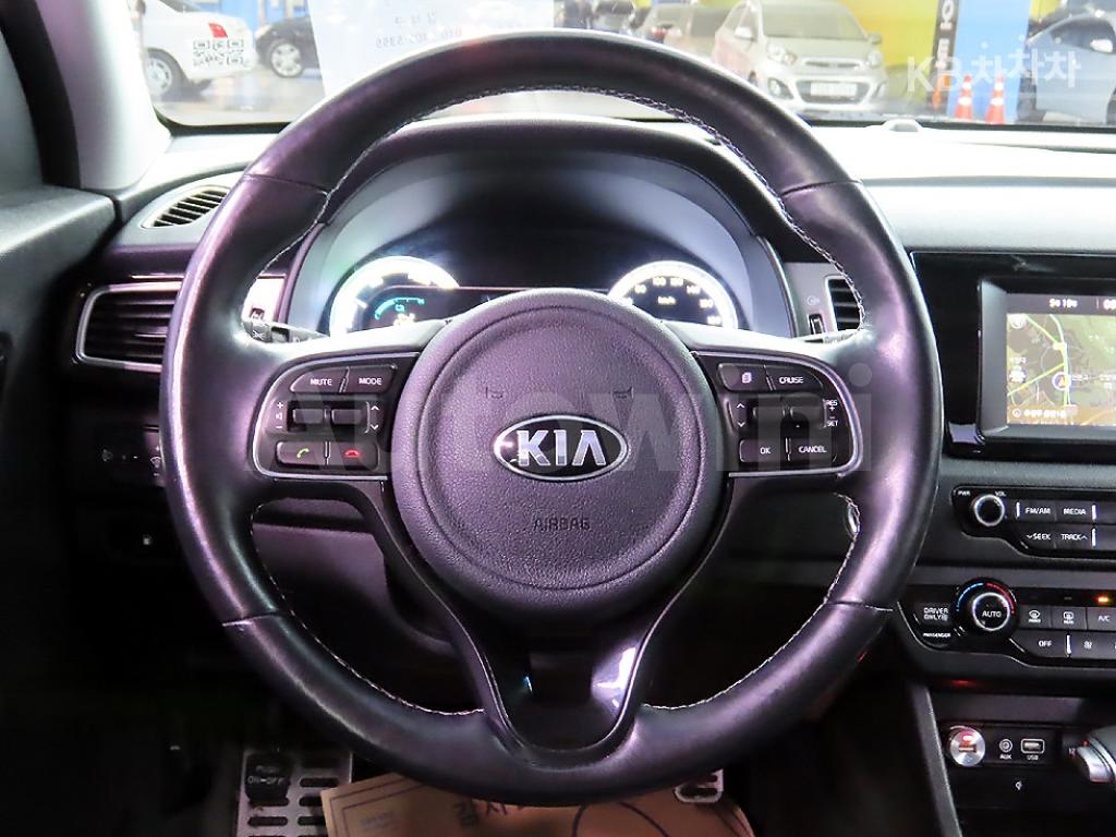 2017 KIA NIRO 1.6 NOBLESSE - 8