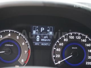 KMHCT41BEKU457738 2019 HYUNDAI ACCENT  1.4 VVT MORDERN-3