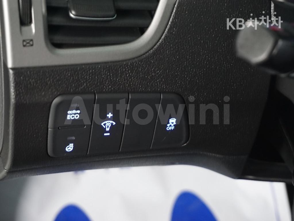 2015 HYUNDAI  AVANTE ELANTRA 1.6 GDI SMART BASIC - 19