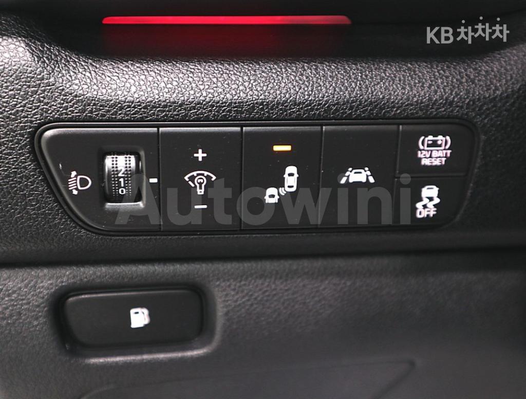 2020 KIA  NIRO 1.6 HEV NOBLESSE SPECIAL - 14