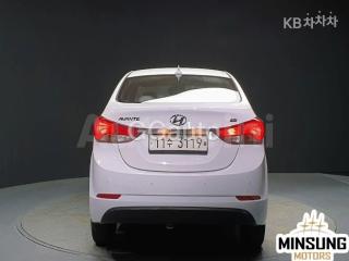 KMHDG41DBGU552795 2016 HYUNDAI  AVANTE ELANTRA 1.6 GDI SMART BASIC-1