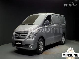 KMFWBX7KBHU901896 2017 HYUNDAI GRAND STAREX H-1 3 SEATS VAN SMART-2