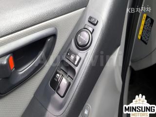 2017 HYUNDAI GRAND STAREX H-1 3 SEATS VAN SMART - 17