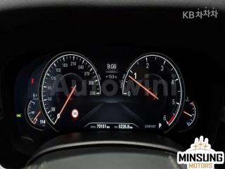 2017 BMW  5SERIES G30  520D M SPORT PLUS - 7