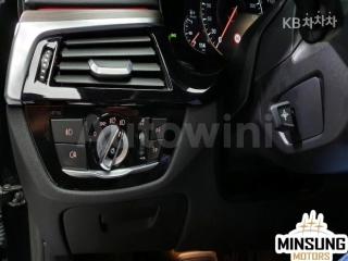 2017 BMW  5SERIES G30  520D M SPORT PLUS - 16