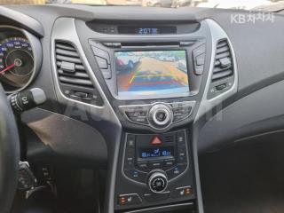 2015 HYUNDAI  AVANTE ELANTRA 1.6 GDI SMART BASIC - 13