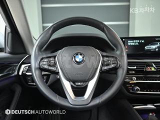 2018 BMW  5SERIES G30  520I LUXURY - 13