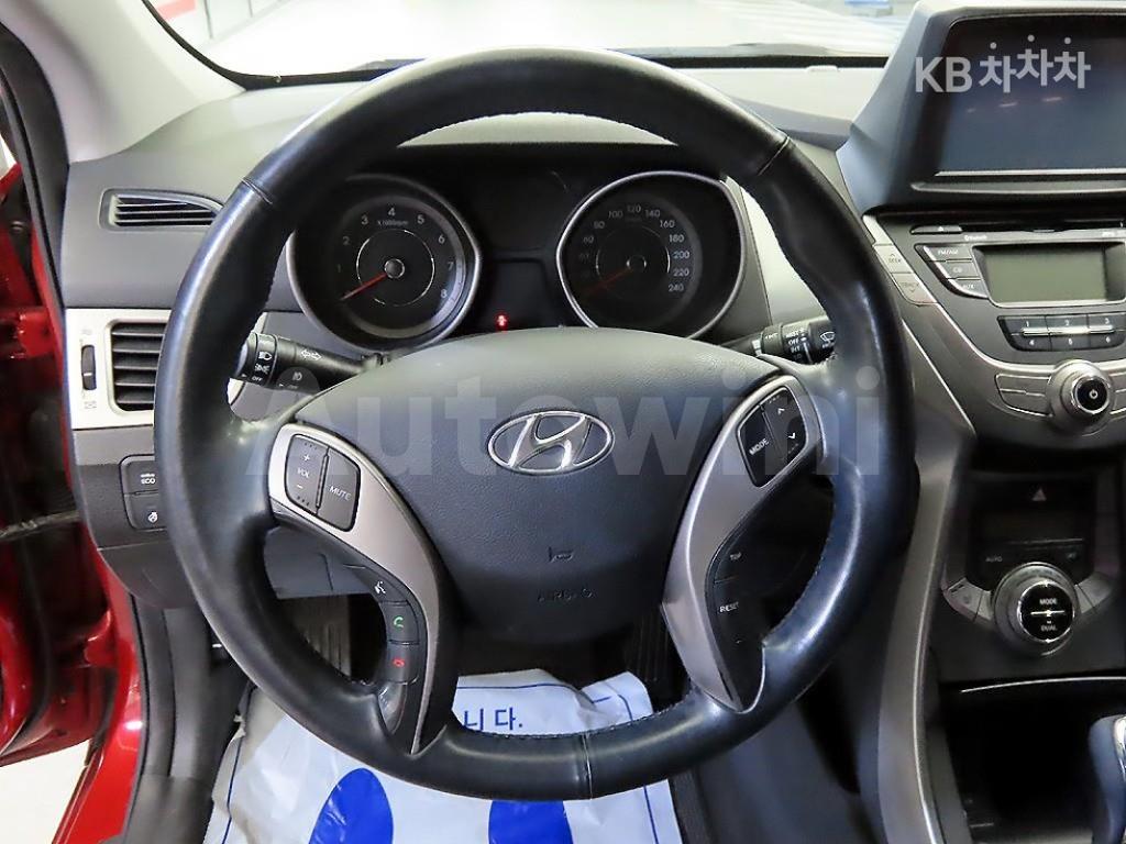 2013 HYUNDAI AVANTE MD ELANTRA M16 GDI SMART - 8