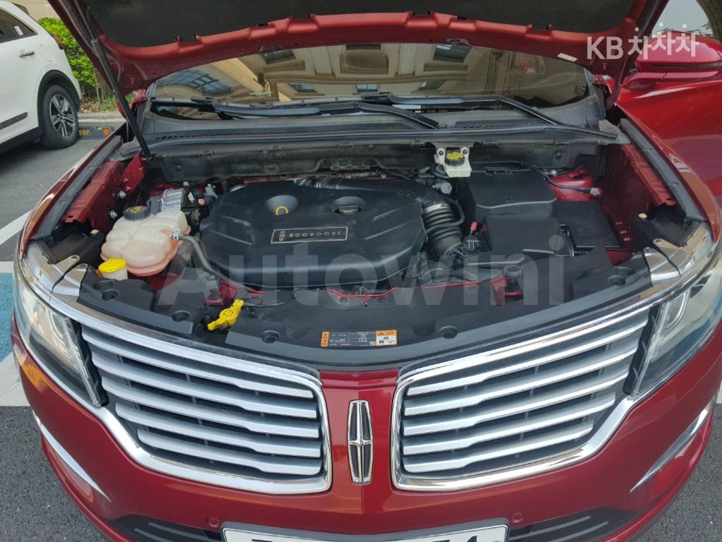 5LMCJ2A96FUJ17661 2015 LINCOLN MKC 2.0 AWD 셀렉트(101A)-5