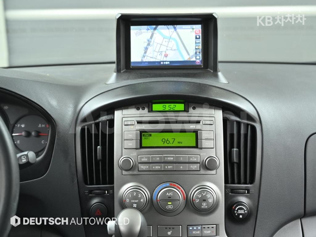 2014 HYUNDAI GRAND STAREX H-1 CHILD PROTECTIVE VEHICLE LUXURY - 14