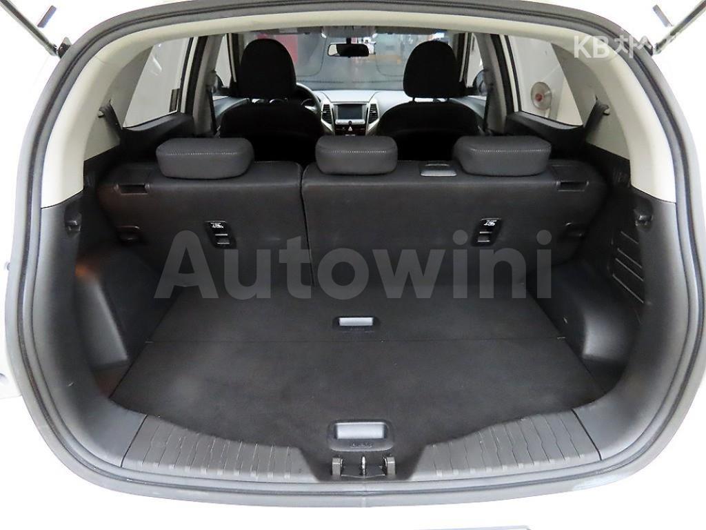 2018 SSANGYONG TIVOLI AMOUR 1.6 GASOLINE TX 2WD - 18