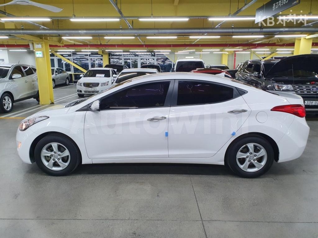 KMHDG41DBDU681987 2013 HYUNDAI AVANTE MD ELANTRA M16 GDI SMART-2