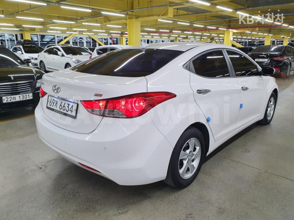 2013 HYUNDAI AVANTE MD ELANTRA M16 GDI SMART - 7