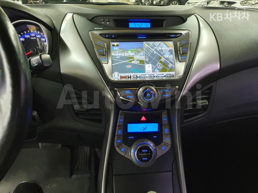 2013 HYUNDAI AVANTE MD ELANTRA M16 GDI SMART - 12