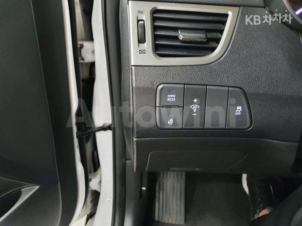 2013 HYUNDAI AVANTE MD ELANTRA M16 GDI SMART - 16