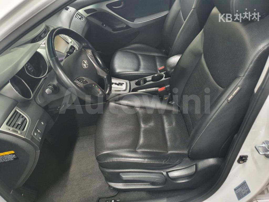 2013 HYUNDAI AVANTE MD ELANTRA M16 GDI SMART - 18