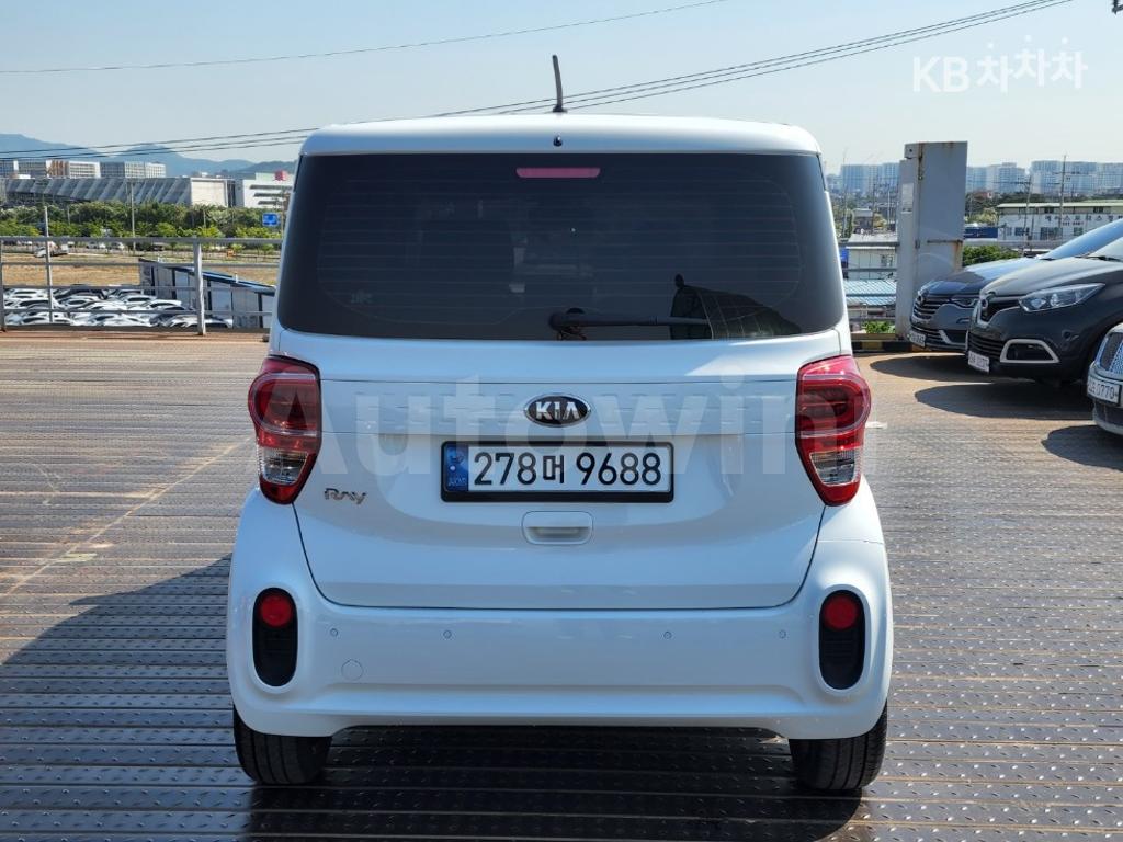 KNACJ811BMT255559 2021 KIA  RAY 1.0 GASOLINE PRESTIGE-1