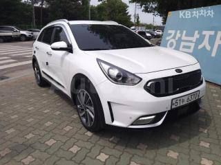 KNACC81CGHA020132 2017 KIA NIRO 1.6 NOBLESSE-0