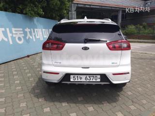 KNACC81CGHA020132 2017 KIA NIRO 1.6 NOBLESSE-3