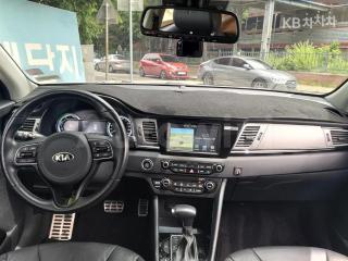 2017 KIA NIRO 1.6 NOBLESSE - 9