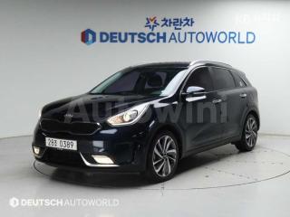 KNACB81CGHA025671 2017 KIA NIRO 1.6 PRESTIGE-0
