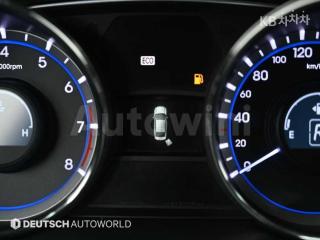 2011 HYUNDAI YF SONATA LPI PREMIER - 15