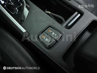 2011 HYUNDAI YF SONATA LPI PREMIER - 17